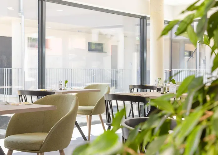 Amendes Haus Am - Neueroeffnung Hotel Spalt