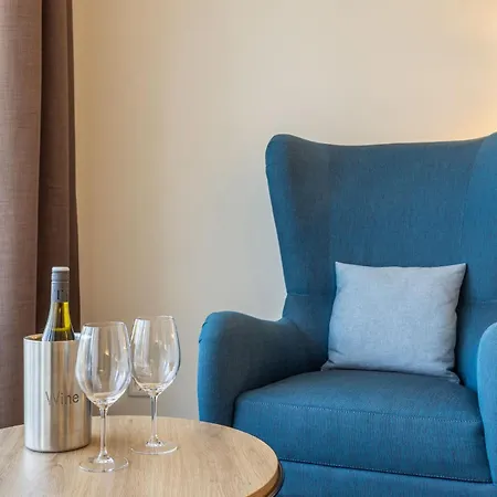 Amendes Haus Am - Neueroeffnung Hotel Spalt