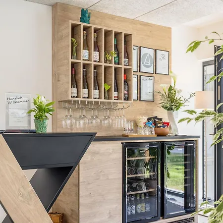 Amendes Haus Am - Neueroeffnung 4*